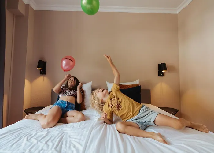 Отель Janssen 3*